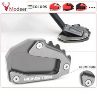 ♂ For Ducati Monster 937 2021 2022 CNC Kickstand Side Stand Vergroter Plaat Extension Pad LOGO MONSTER 1200 1200S 821 2014-2019