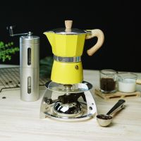 (สีเหลือง) ชุดเตาแก๊สมินิ + กาต้มมอคค่าพอท Moka pot + เครื่องบดมือหมุน + 2-1 ช้อนตักกาแฟ