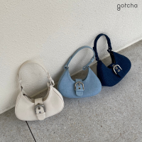 New! Gotcha Buckle Shoulderbag กระเป๋าสะพาย กระเป๋าถือ กระเป๋าคล้องมือ