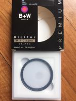 B + W ตัวกรองป้องกันหมอกควัน UV,ที่กรองรังสียูวีบางเฉียบสำหรับเลนส์กล้องถ่ายรูป49 52ม. 55มม. 58มม. 62มม. 67มม. 72มม. 77มม. 82มม. XS-Pro UV