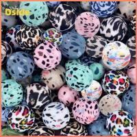 OSIDE 50Pcs สีสันสดใส ลูกปัดหลวมๆ 15มม. ค่ะ กลมกลมๆ ซิลิโคนลูกปัดลูกปัด สร้อยคอสำหรับผู้หญิง พิมพ์ลายวัวเสือดาว ชุดลูกปัด การทำเครื่องประดับ