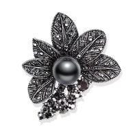 [HOT] Women Fashion Vintage Rhinestone Black Flower Brooches Antique Brooch Pin Elegant Exquisite Broches New Year Gift