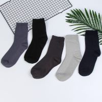 Socks mens summer thin section breathable tube socks spring and autumn pure cotton business square bamboo fiber solid color mens socks