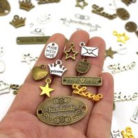 【LZ】卐▨▧  Handmade Metal Labels Estrela Coroa Amor Hand Made Tags Prata Bronze Charme Pingente Fit para Roupas Chapéus 50Pcs