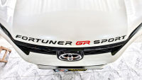 ตัวอักษรฝากระโปรงหน้า FORTUNER GR SPORT ของแท้จาก HB