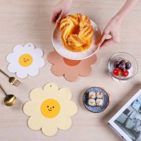 【CW】 1Pcs Silicone Resistant Drink Cup Coasters Non-Slip Pot Holder Table Placemat Accessories