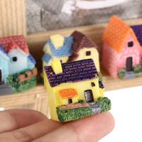 DOUCAI Woodland Mini Castle Micro รูปแต่งบ้านวิลล่าเครื่องประดับตุ๊กตาตกแต่งภูตประจำสวนขนาดเล็ก