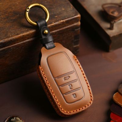 New Fob Protector Car Key Case Cover Leather Keychain Holder Accessories for Toyota Corolla Camry Avalon Levin Keyring Shell Bag