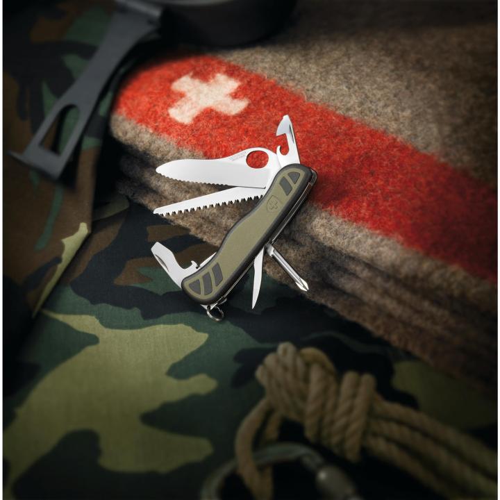 victorinox-มีดพับ-swiss-army-knives-l-swiss-soldiers-knife-0-8461-mwch