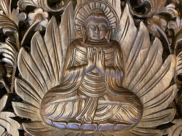 แผ่นไม้สัก-แกะสลัก-แกะสลัก-ลายพระพุทธรูป-วงล้อธรรมจักร-ทรงกลม-60-ซม-พระพุทธรูปไม้แกะสลัก-ไม้สักแกะสลักแต่งบ้าน-ไม้สักฉลุ-teak-wood-carved-buddha