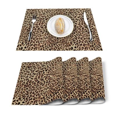 4/6pcs Set Table Mats Sexy Leopard Print Printed Cotton Linen Table Napkin Kitchen Accessories Home Party Decorative Placemats