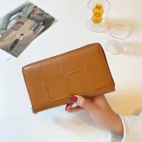 2023 New★ 2023 new womens wallet long ultra-thin genuine leather European and American zipper mobile phone bag hand-woven sheepskin wallet