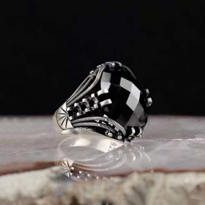black-gemstone-vintage-silver-stainless-steel-men-punk-fashion-diamond-rings