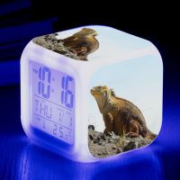 Reloj Despertador Land Iguana นาฬิกาปลุก LED 7สีแฟลช Luminous Backlight ดิจิตอลนาฬิกา Illusion นาฬิกาโคมไฟตั้งโต๊ะ