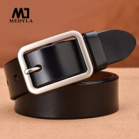 MEDYLA New Unisex Leather Belt Pin Buckle Vintage Men and Women Fashion Strap Female Waistband Pin Buckles Fancy for Mens Jeans