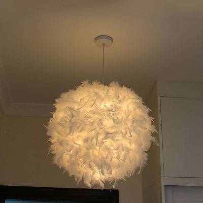 2021Mordern Feather Pendant Lamp E27 Lamp Holder Fairy Hanging Lamp Goose Feather Bedroom Dining Room Loft Chandelier Ceiling Light