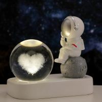 CHUANGQI  For Lover Wife  Astronaut Small   Night Light Holiday Happy Crystal Luminous  Ornaments Baby And Colleague