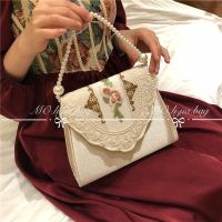 Hot selling bag 2023 new fairy retro palace style temperament lace pearl Messenger womens