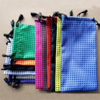 100 pcslot 18*9.5cm Glasses Case Soft Waterproof Plaid Cloth Sunglasses Bag Glasses Pouch Color shipped random Wholesale