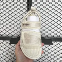 Spring and Summer Fashion Versatile Mens and Womens Anti slip Sandals_New_Balance_3205 series, beach sports sandals, adjustable Velcro stitching, mens and womens student movement sports sandals, simple, comfortable and fashionable lovers beach shoes