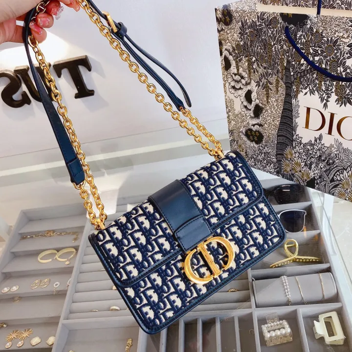 2022 new women bag Classic print Montaigne bag Fashion chain bag C and D letter casual bag