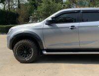 คิ้วล้อแบบวีครอส Isuzu Dmax2020 v-cross style fenders