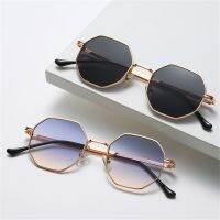 【CC】♦  Glasses Metal Sunglasses Small Frame for Men UV Protection Shades Eyewear Fashion Accessory