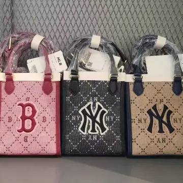 Korea Brand MLB Creamy White Crossbody Bag Phone Bag