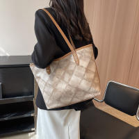 Fashionable Simple 2023 Spring And Summer New All-Match Rhombus Commuter Large Capacity College Student Shoulder Bag For Class Tote Bag