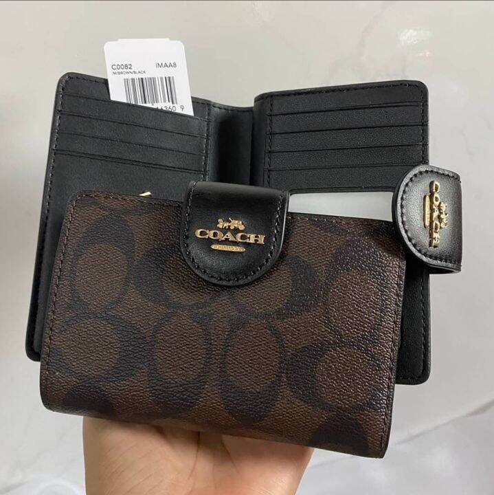 Guaranteed Authentic Coach Medium Corner Zip Women's Wallet In