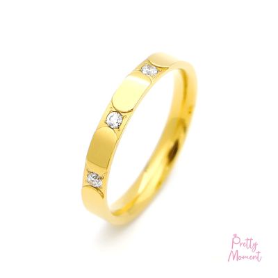 Pretty Moment แหวนสีทอง เพชร 3 เม็ด สแตนเลส สวยเหมือนทองแท้ บาง 3 mm โดนสารเคมีได้ ไม่เบี้ยว แข็งแรง ทนทาน ของขวัญ