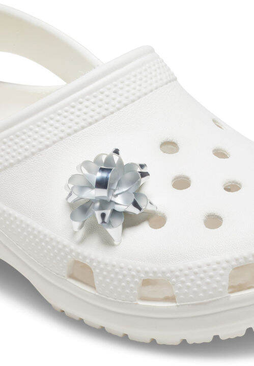 Crocs Jibbitz Silver Present Bow ตัวติดรองเท้า Th