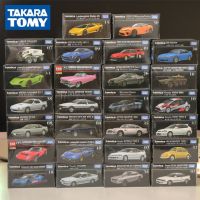 Takara Tomi Tomica แบบจำลองรถยนต์ Toyota Honda ของตกแต่งห้องเด็กนิสสันตุ๊กตาคริสต์มาสกวางเรนเดียร์คริสต์มาสฮาโลวีนสำหรับเด็กหญิงเด็กชายเด็ก