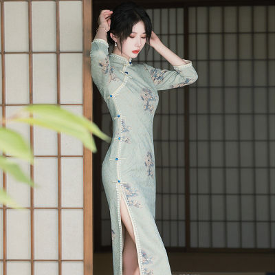 Cheongsam 2022สาวย้อนยุคสง่างามปรับปรุงชุดสไตล์จีนแขนยาวทุกวันยาวขนาดกลาง