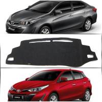 พรมปูคอนโซลหน้าปัดรถ โตโยต้า ยาริส YARIS 4 - 5 ประตู ปี 2005-2022 จำนวน 1 ชุด**ครบเครื่องเรืองประดับยนต์**