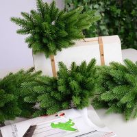 [ดอกไม้ประดิษฐ์ร้อน688] Plantas Artificiales De 5 Piezas Para NIOS Ramas De Pino Accesorios Para Árbol De Navidad Decoraciones Para Fiesta De Año Nos De Navidad Regalo A4520