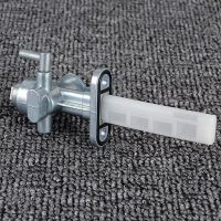 Fuel Petcock Tap Valve Switch Pump For Suzuki GN125 GN250 GN250E GNX25E TS100 HONCHO TS125 TS185 TS250 ER UE125C DS100 GS125E