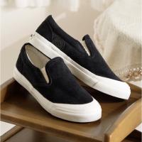 BIKK - รองเท้าผ้าใบ รุ่น "Grow" Black Size 36-45 Corduroy Slip-On Sneakers / รองเท้าผู้หญิง / รองเท้าผู้ชาย / รองเท้า