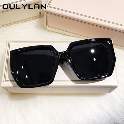 Oulylan Classic Oversized Sunglasses Women Vintage Square Gradient Sun Glasses Shades Female Luxury Designer UV400 Sunglass