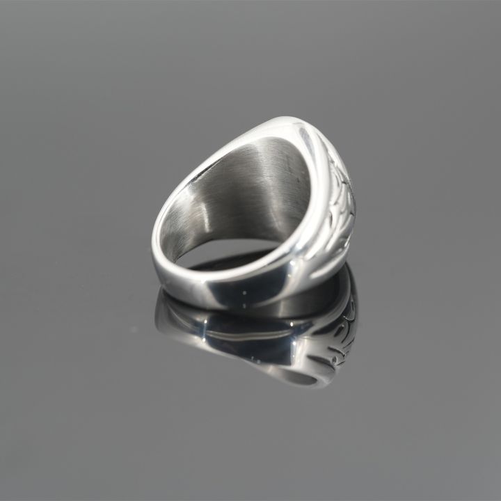 แหวนเหล็กไททาเนียมย้อนยุคบุคลิกฮิปฮอปรูปไม้กางเขนสเตนเลสผู้ชายนิ้วชี้แบบพังค์แหวนหางย้อนยุค