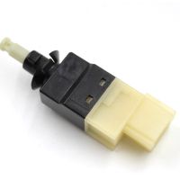 สวิตช์หยุดไฟเบรกใหม่สำหรับ Mercedes ML320 ML430 0015452009 001 545 200 9=New Brake Light Stop Switch For Mercedes ML320 ML430 0015452009 001 545 200 9