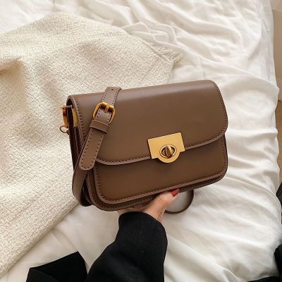 Female small bag is popular this year 2021 new tide texture winter one shoulder inclined shoulder bag joker small bread