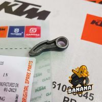 กระเดื่องวาล์วKTM เล็บวาล์วKTM ตัวกดวาล์ว KTM Rocker Arm Original Part ของแท้ สำหรับ KTM DUKE RC200/250/390