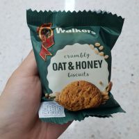 วอคเกอร์ คุกกี้ข้าวโอ๊ตผสมน้ำผึ้ง Walkers Oat &amp; Honey Biscuit 25g.