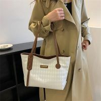 High-End Versatile Shoulder Tote Commuter Bag Large Capacity Bag For Women Autumn And Winter 2023 New Popular Fashion Large Bag