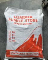 หินภูเขาไฟหรือหินพัมมิส Pumice ขนาด 500 กรัมนำเข้ามาจากประเทศอินโดนีเซีย (LOMBOK) เบอร์ 01 ขนาด 3-5 มม.