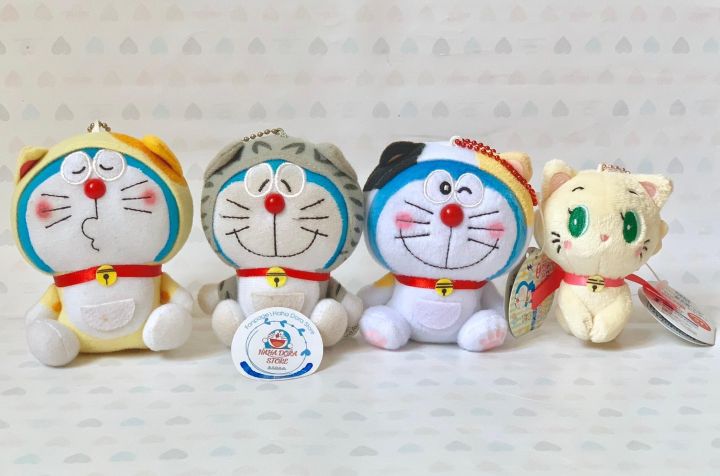 Bạn muốn có một người bạn bông dễ thương giống Doraemon? Gấu bông Doraemon sẽ là sự lựa chọn hoàn hảo cho bạn. Hãy xem hình ảnh của sản phẩm này và cảm nhận sự vui tươi cùng tính năng đặc biệt của Doraemon.