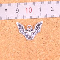 86Pcs Antique Silver Plated flying bat vampire halloween Charms Diy Handmade Jewelry Findings Accessories 17*23mm