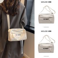 Summer summer white toast bag female 2023 new crossbody large capacity commuter sports leisure canvas bag male 【QYUE】