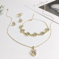 【lz】▼❉  Colar de zircônia de cor oca de coração europeu e americano brincos pulseira anel conjunto de 4 peças moda nupcial conjunto de joias de casamento presente de aniversário para mulheres